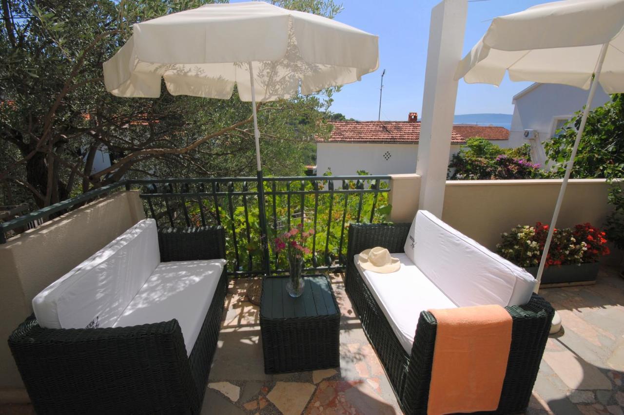 Summer Residence Near The Sea Donji Okrug (Ciovo) Exterior foto