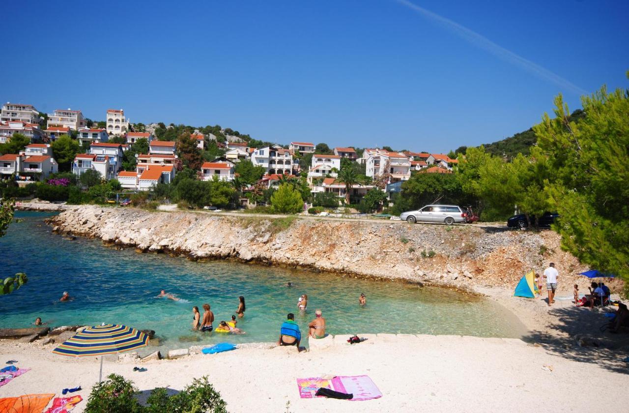 Summer Residence Near The Sea Donji Okrug (Ciovo) Exterior foto