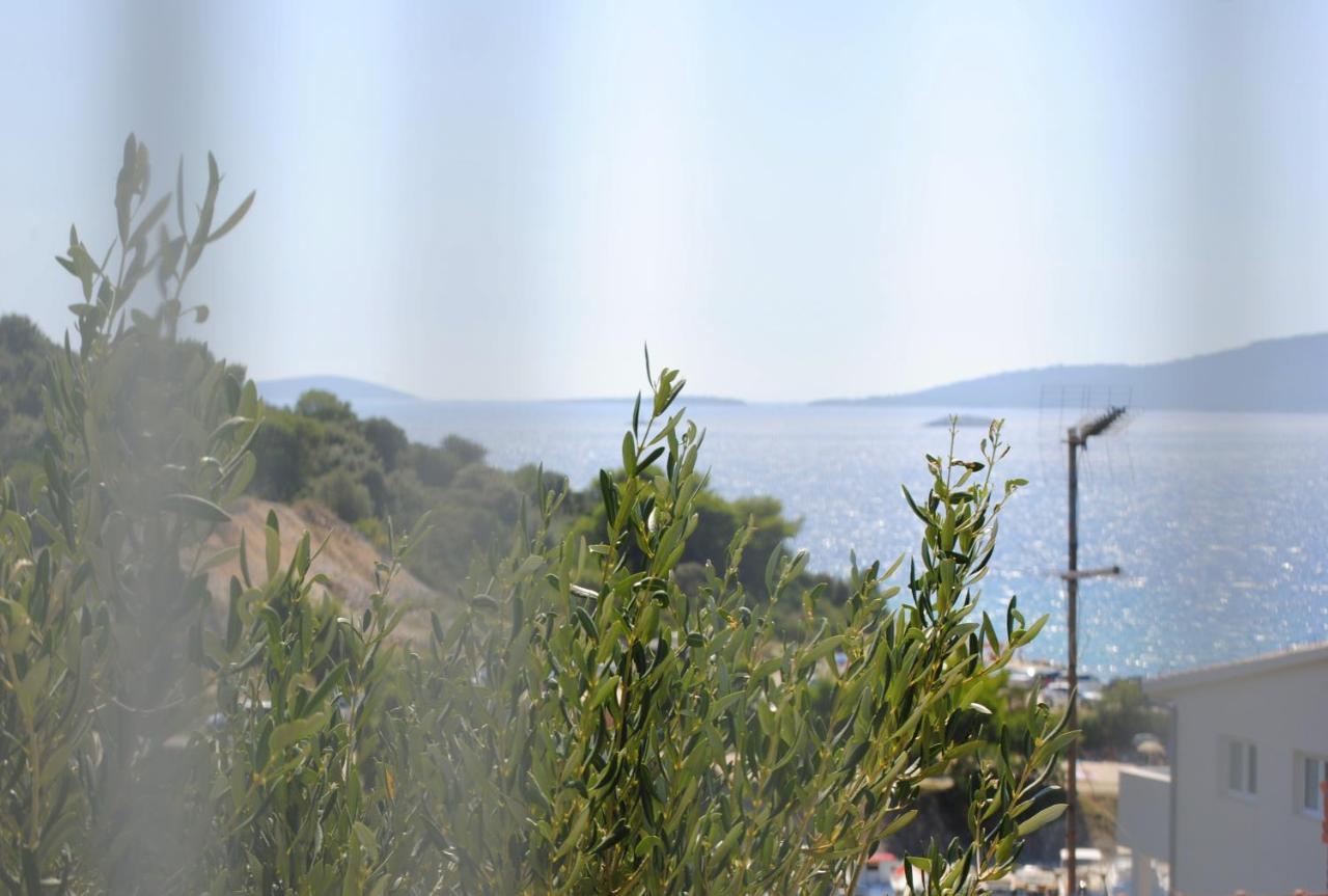 Summer Residence Near The Sea Donji Okrug (Ciovo) Exterior foto