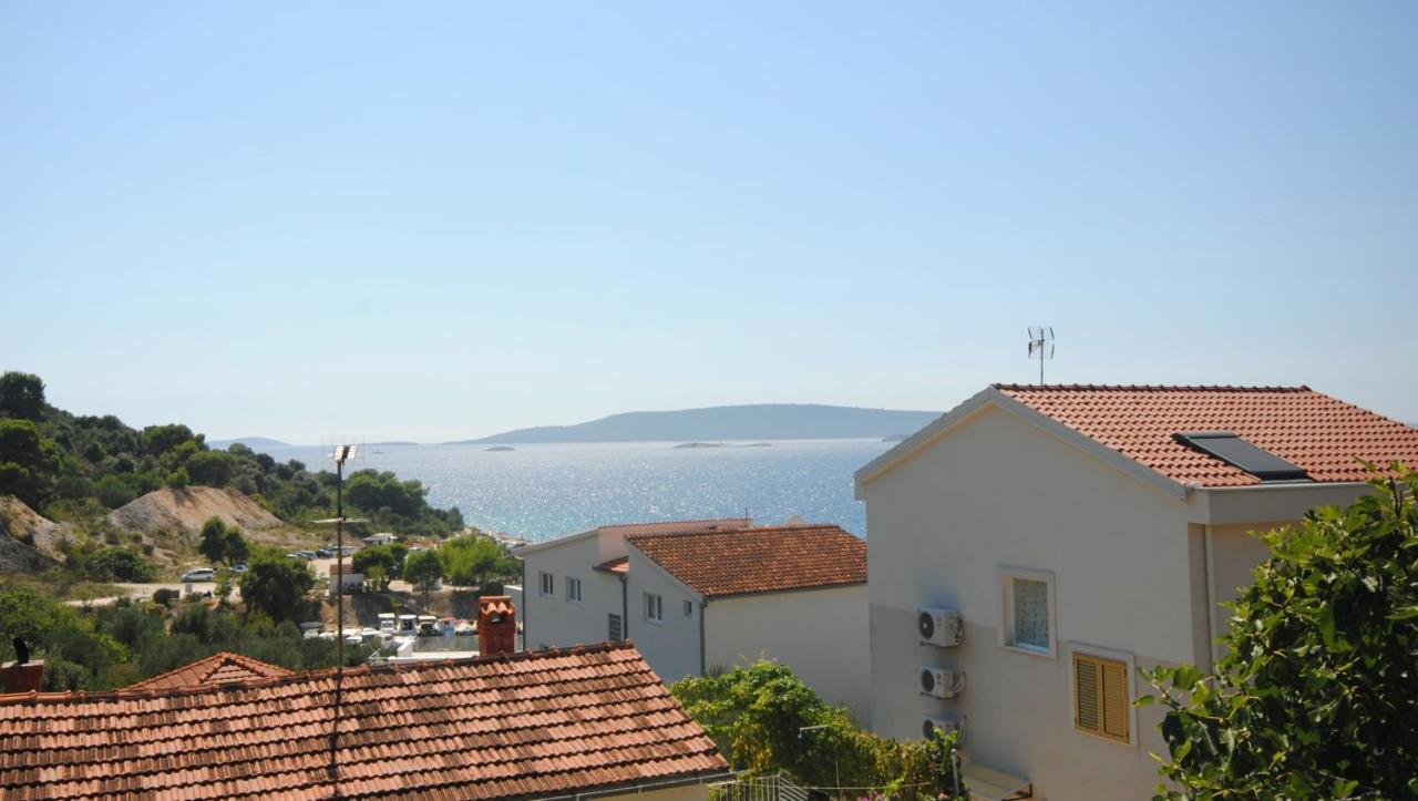 Summer Residence Near The Sea Donji Okrug (Ciovo) Exterior foto