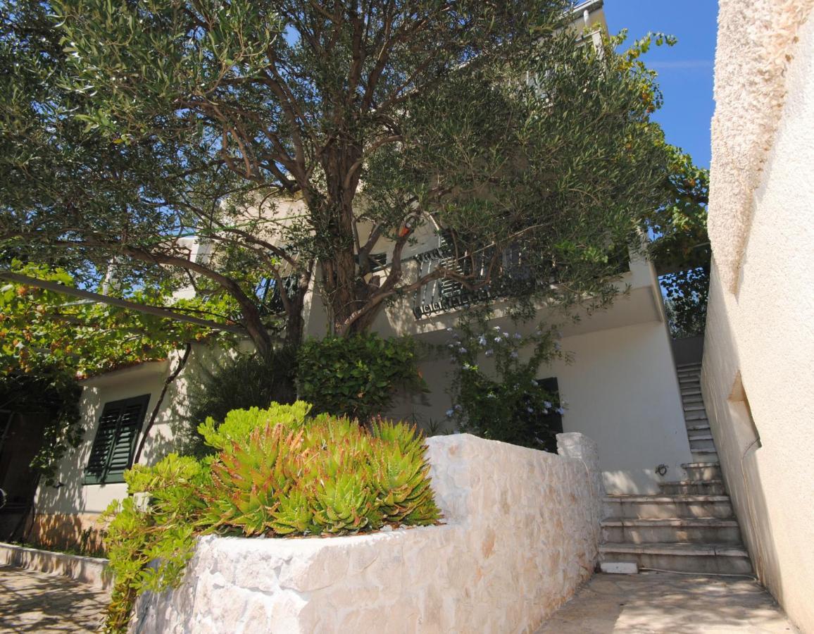 Summer Residence Near The Sea Donji Okrug (Ciovo) Exterior foto